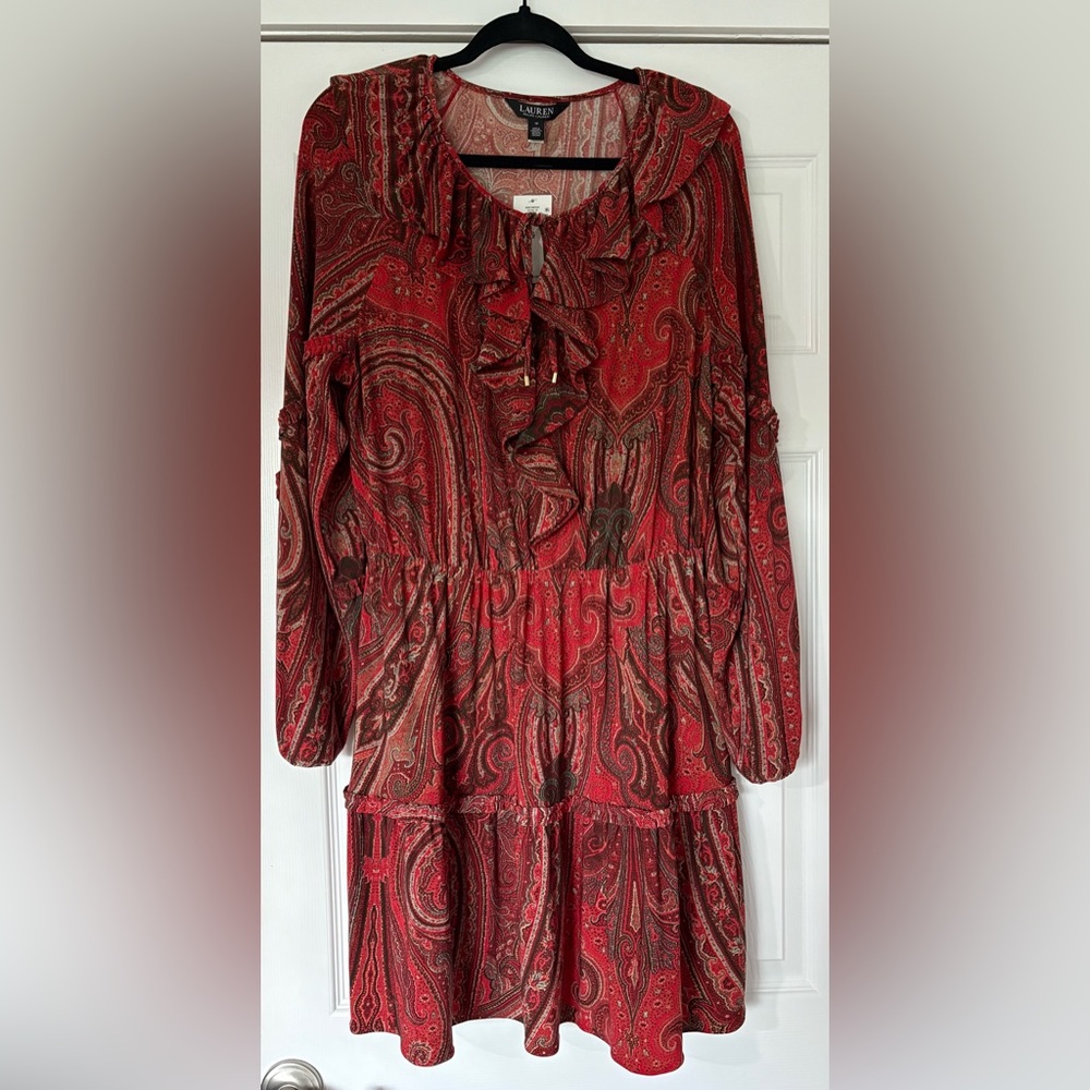 Lauren Ralph Lauren Paisley Long Sleeve Dress
Color: Multicolor * Size: 12